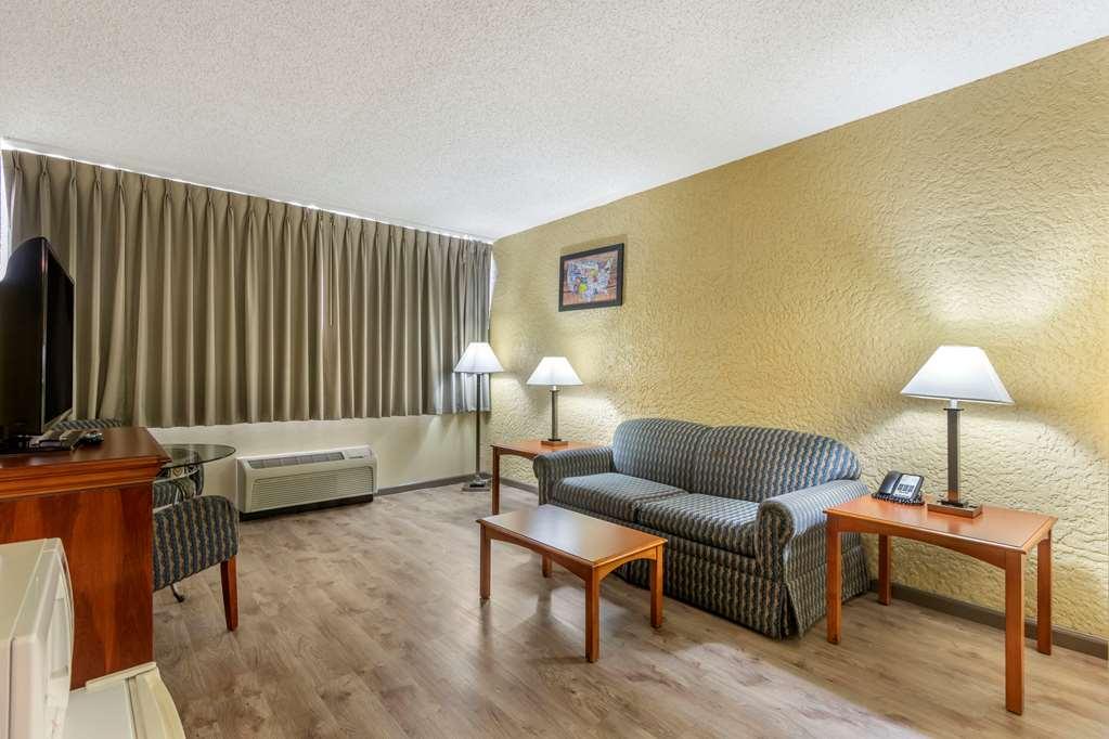 Econo Lodge Broken Arrow-Tulsa Habitación foto